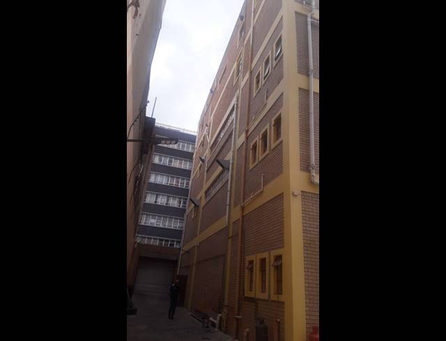 1,000M² BUILDING FOR SALE IN JOHANNESBURG CENTRAL